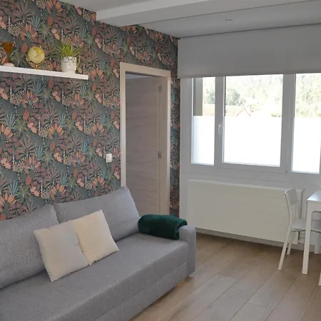 Avio Apartment *